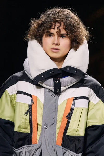 Look 9